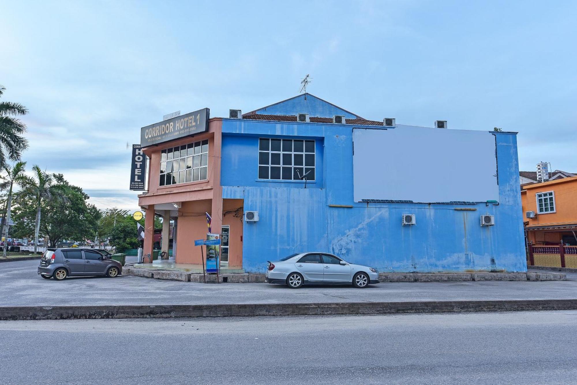 SPOT ON 90144 Corridor Hotel 1 Pekan Exterior foto
